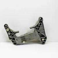 BMW 5 G30 G31 Supporto di montaggio scatola del cambio 9485335