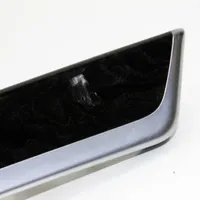 BMW 5 F10 F11 Barra di rivestimento della portiera anteriore 7225551