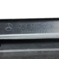 Mercedes-Benz C W205 Osłona górna słupka / B A2056860036
