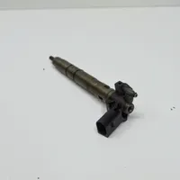 Volkswagen Golf VI Fuel injector 03L130277