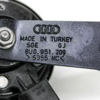 Audi Q3 8U Klakson 8U0951209