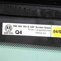 Volkswagen Tiguan Rear side window/glass 5N0845041S