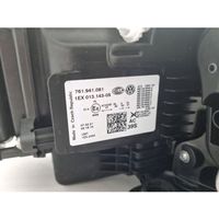 Volkswagen Touareg III Lampa przednia 761941081