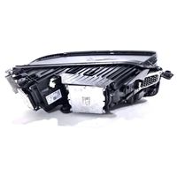 Volkswagen Touareg III Lampa przednia 761941081