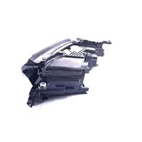 Mercedes-Benz E W213 Lampa przednia A2139063810