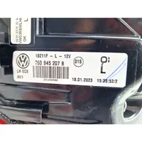 Volkswagen Touareg III Luci posteriori 760945207B