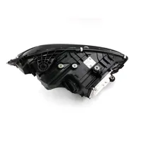 Mercedes-Benz C W206 Lampa przednia A2069067103