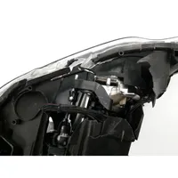 BMW 4 F32 F33 Lampa przednia 7424106-02