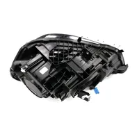 Mercedes-Benz CLA C118 X118 Lampa przednia A1189063200