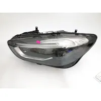 Mercedes-Benz B W247 Lampa przednia A2479061404