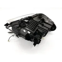 BMW X1 F48 F49 Lampa przednia 8738189