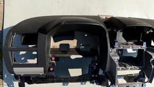 Opel Zafira B Panel de instrumentos 13206043