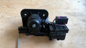 Opel Meriva A Tailgate opening switch 09183495