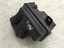 Opel Corsa D Vacuum air tank 55571341