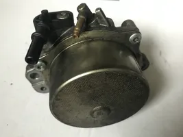 Opel Corsa D Pompe à vide 55221036