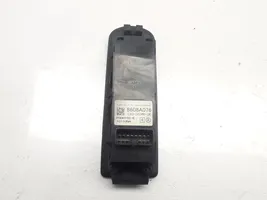 Mitsubishi Colt Interruttore di controllo dell’alzacristalli elettrico 8608A076