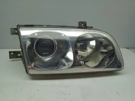 Hyundai Trajet Lampa przednia 921023AXXX