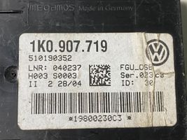 Volkswagen Golf V Signalizacijos valdymo blokas 1K0907719