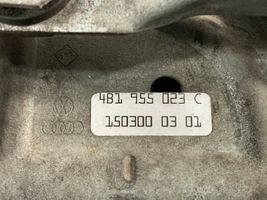 Audi A6 S6 C5 4B Etupyyhkimen vivusto ja moottori 4B1955023C