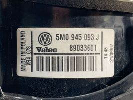 Volkswagen Golf Plus Lampy tylnej klapy bagażnika 5M0945093J