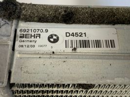 BMW 6 E63 E64 Pečiuko radiatorius 6921070
