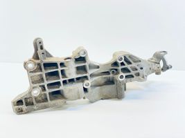 Volkswagen Golf VI Fuel pump bracket 03L903143Q