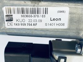 Seat Leon (1P) Silniczek podnoszenia szyby drzwi tylnych 1K0959704AF