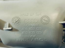 Audi A8 S8 D3 4E Rivestimento della maniglia interna per portiera posteriore 4E0837019