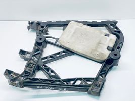 Mercedes-Benz GL X166 Staffa angolare del supporto di montaggio del paraurti A1668850221