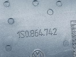 Volkswagen Up Soporte/sello del guardabarros de espuma 1S0864742