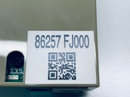 Subaru XV I Connettore plug in USB 86257FJ000