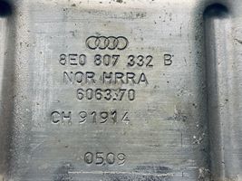 Audi A4 S4 B7 8E 8H Smorzatore/ammortizzatore d’urto per paraurti posteriore 8E0807332B