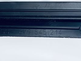 Skoda Fabia Mk3 (NJ) Szyba karoseryjna drzwi tylnych 6V9845214