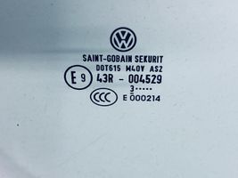 Volkswagen Jetta VI Pagrindinis priekinių durų stiklas (keturdurio) 5C6845202C