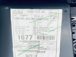 Volkswagen Jetta VI Apmušimas galinių durų (obšifke) 5C6867212R