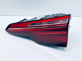 Audi A4 S4 B9 8W Lampy tylnej klapy bagażnika 8W5945076AA