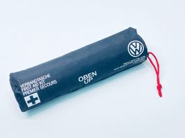 Volkswagen Touareg II Trousse de premiers secours 7P6860282A