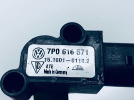 Volkswagen Touareg II Sensore di livello altezza posteriore sospensioni pneumatiche 7P0616571