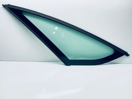 Citroen C4 Grand Picasso Finestrino/vetro triangolo anteriore 8116LS
