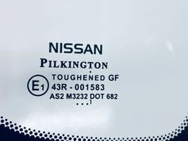 Nissan Note (E11) Fenêtre latérale avant / vitre triangulaire 833009U000