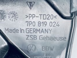 Volkswagen Touareg II Couvercle batterie 7P0819024