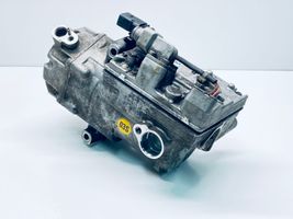 Volkswagen Touareg II Ilmastointilaitteen kompressorin pumppu (A/C) 7P0820803G