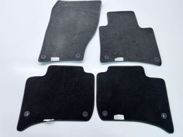 Volkswagen Touareg II Set di tappetini per auto 7P1863011A