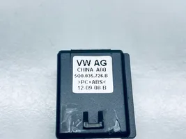 Volkswagen Golf VII USB socket connector 5Q0035726B