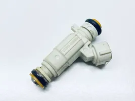 KIA Rio Injecteur de carburant 3531003BB0