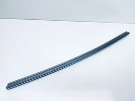 Audi A4 S4 B9 Galinė sandarinimo guma (prie stiklo) 8W0839480