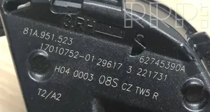 Audi A3 S3 8V Ohjauspyörän painikkeet/kytkimet 81A951523