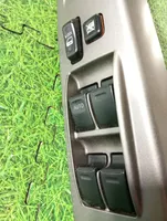 Toyota Prius (NHW20) Elektrinių langų jungtukas 8482047050