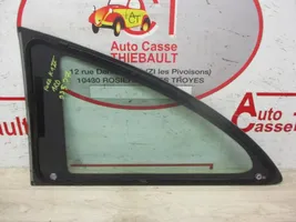 Ford Ka Fenêtre latérale avant / vitre triangulaire 1552002