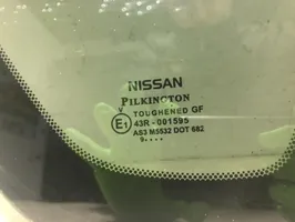 Nissan Note (E11) Finestrino/vetro retro 833009U10B